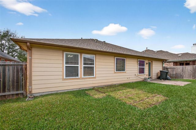 1805 Foxglove Drive, La Porte, TX 77571
