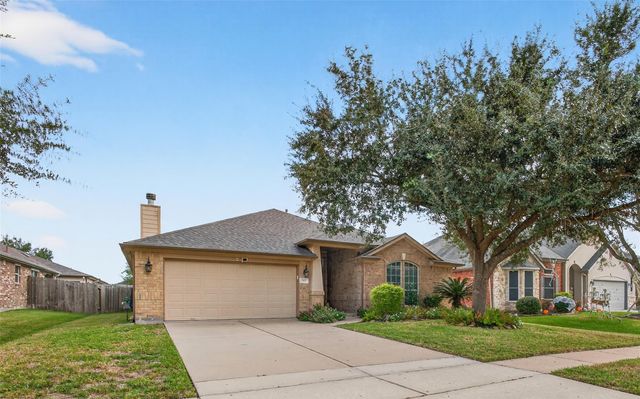 1805 Foxglove Drive, La Porte, TX 77571