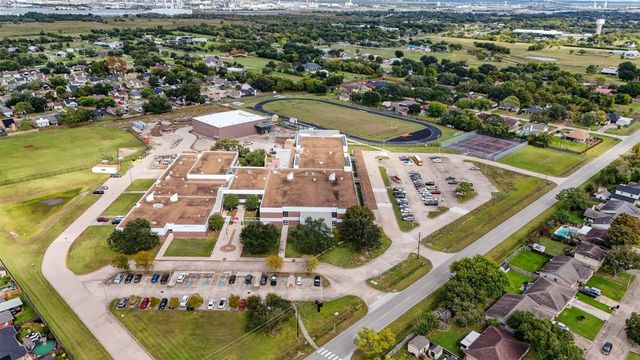 1805 Foxglove Drive, La Porte, TX 77571