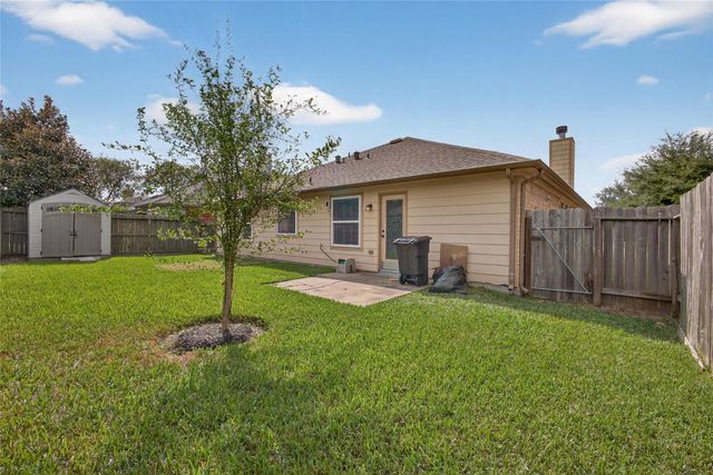 1805 Foxglove Drive, La Porte, TX 77571
