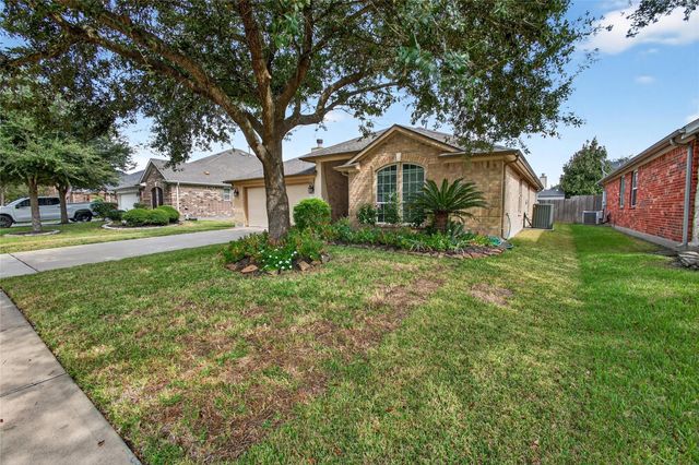 1805 Foxglove Drive, La Porte, TX 77571