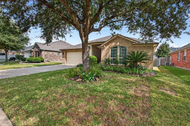1805 Foxglove Drive, La Porte, TX 77571