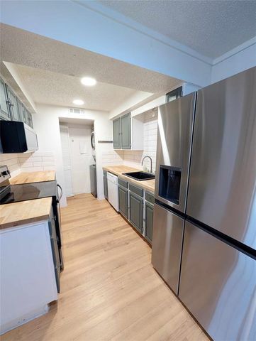 11130 Stratford Drive, Oklahoma City, OK 73120