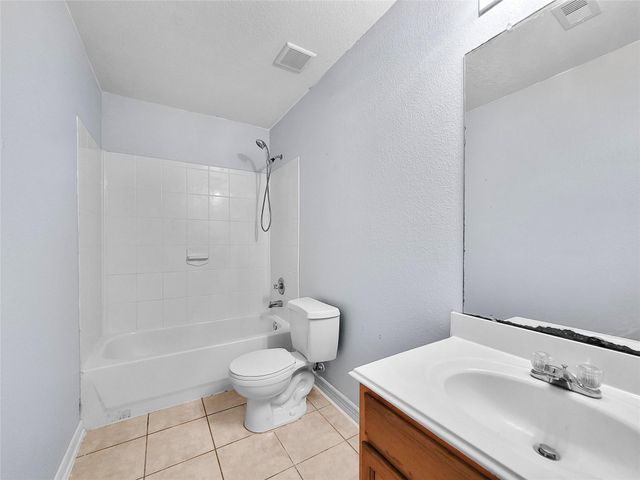 4206 Wayside Stream Lane, Houston, TX 77048