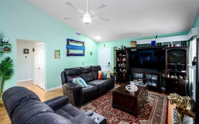 24014 Manresa Court, Murrieta, CA 92562