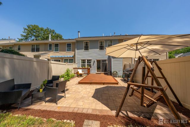35 E Byrnes Lane E, Sayreville, NJ 08872