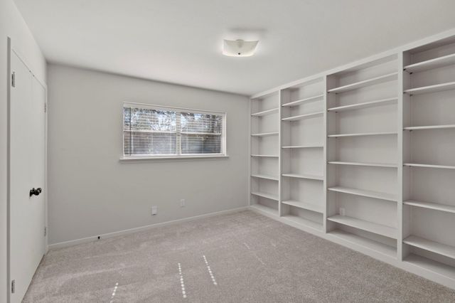 365 Piney Point Road, Houston, TX 77024