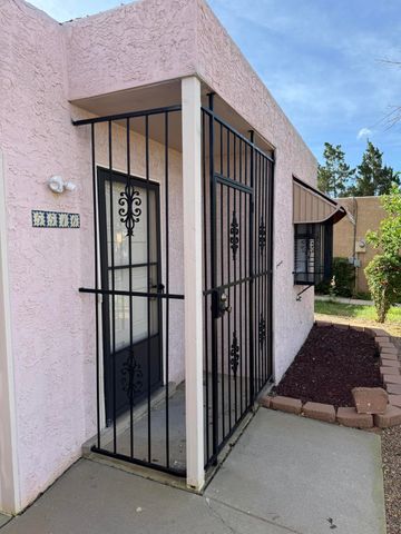 5516 Delhi Street NE, Albuquerque, NM 87111