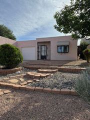 5516 Delhi Street NE, Albuquerque, NM 87111