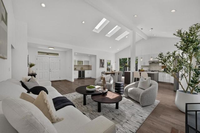 939 Bluebonnet Drive, Sunnyvale, CA 94086