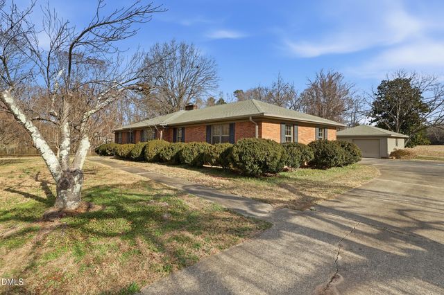 1531 Mount Hope Church Road, Mcleansville, NC 27301