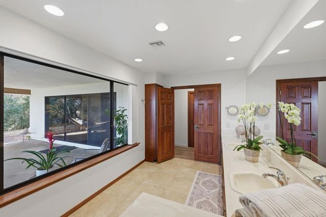4280 Los Vecinos, Fallbrook, CA 92028