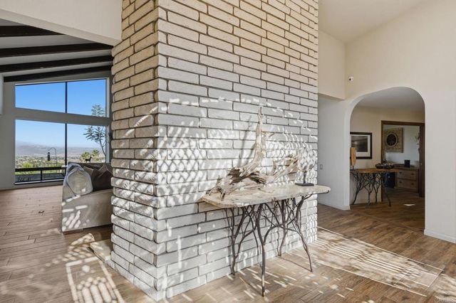 4280 Los Vecinos, Fallbrook, CA 92028