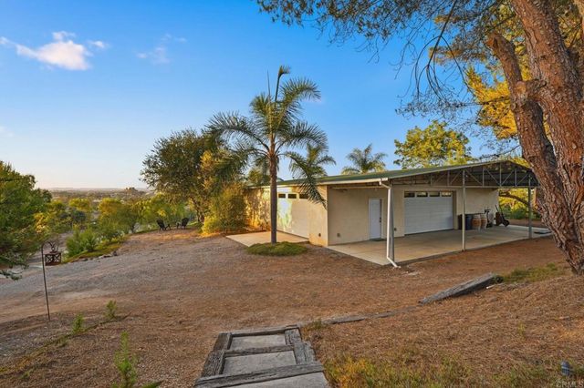 4280 Los Vecinos, Fallbrook, CA 92028