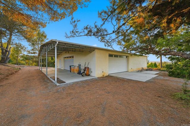 4280 Los Vecinos, Fallbrook, CA 92028