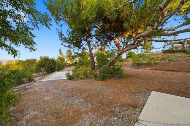 4280 Los Vecinos, Fallbrook, CA 92028