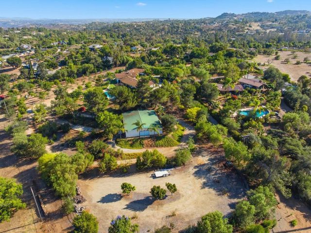 4280 Los Vecinos, Fallbrook, CA 92028