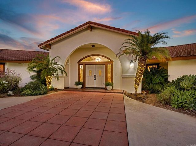 4280 Los Vecinos, Fallbrook, CA 92028