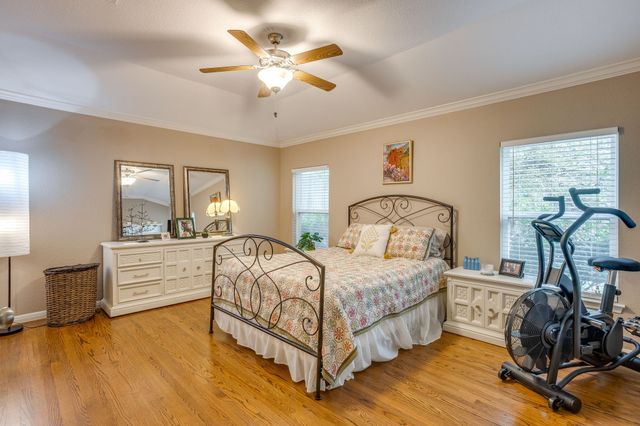 6304 Locke Avenue, Fort Worth, TX 76116