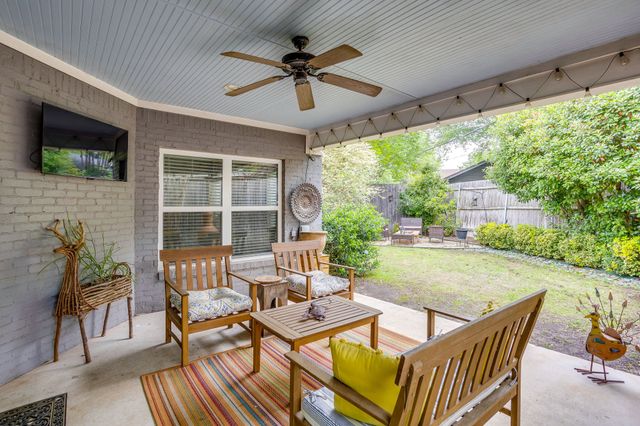 6304 Locke Avenue, Fort Worth, TX 76116