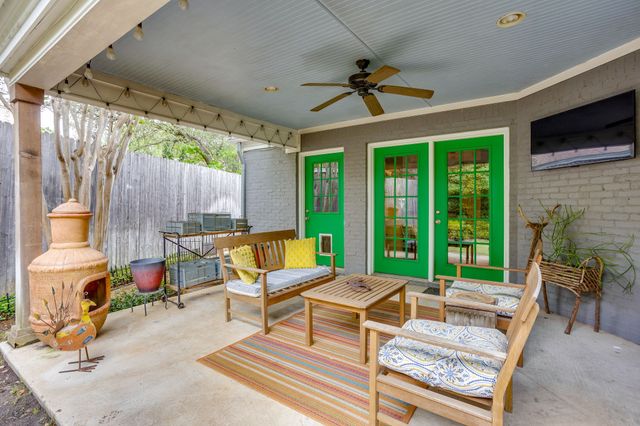 6304 Locke Avenue, Fort Worth, TX 76116