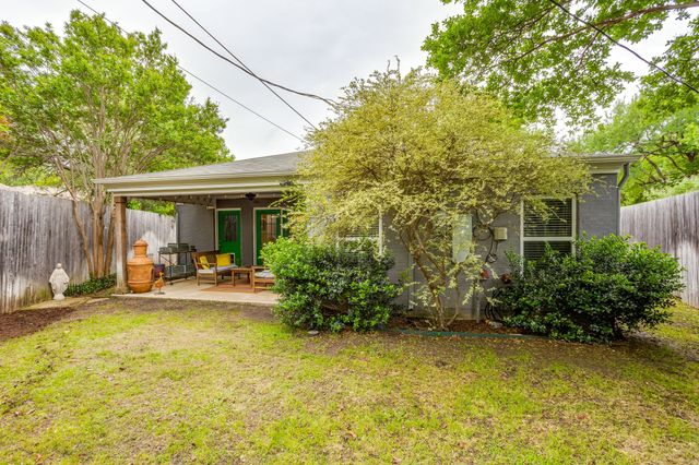 6304 Locke Avenue, Fort Worth, TX 76116