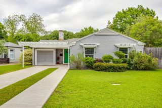 6304 Locke Avenue, Fort Worth, TX 76116
