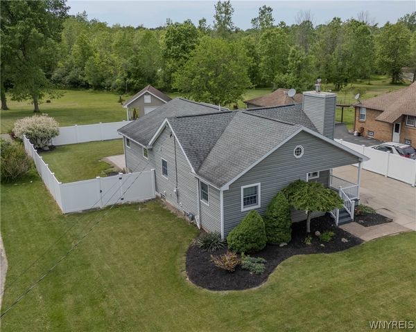 541 Lake Avenue, Lancaster, NY 14086
