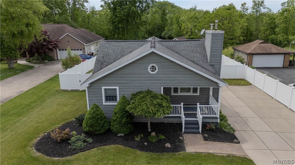 541 Lake Avenue, Lancaster, NY 14086