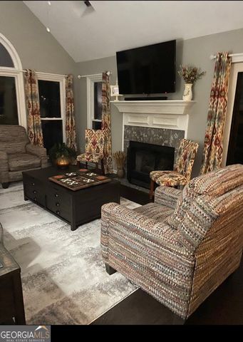 820 Spooner Ridge, Peachtree City, GA 30269