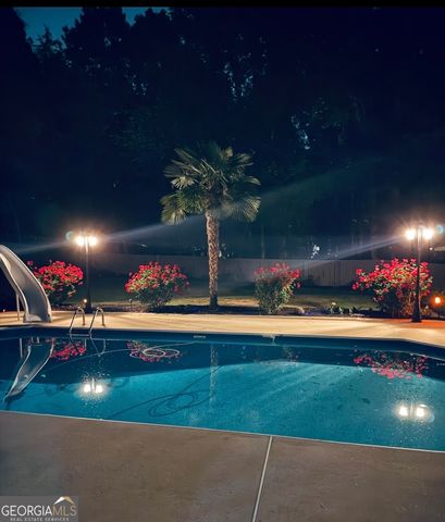 820 Spooner Ridge, Peachtree City, GA 30269