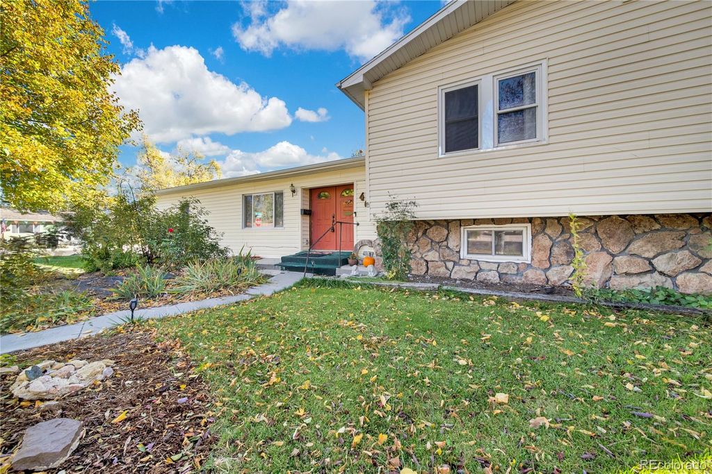 404 Hickory Street, Fort Morgan, CO 80701