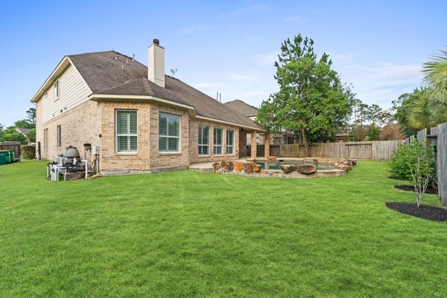 47 N Winsome Path Circle, The Woodlands, TX 77382