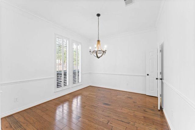 47 N Winsome Path Circle, The Woodlands, TX 77382
