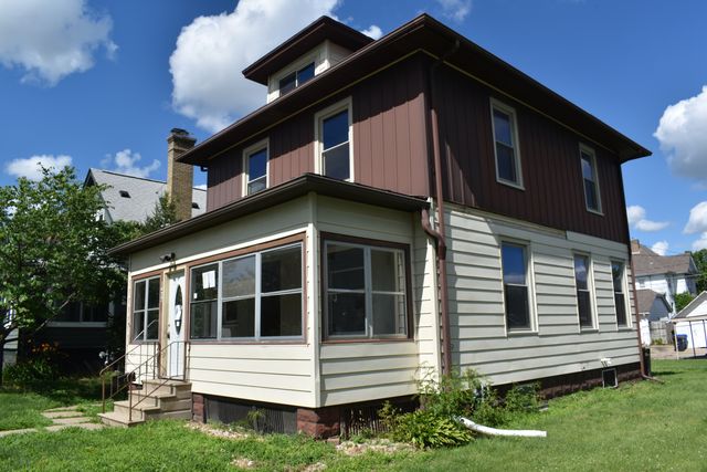 1432 9th Street, Moline, IL 61265