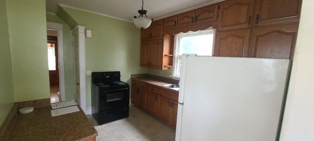 1432 9th Street, Moline, IL 61265