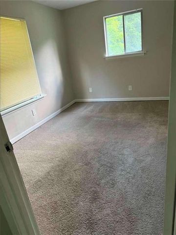 2425 Falls River Drive, Lithia Springs, GA 30122