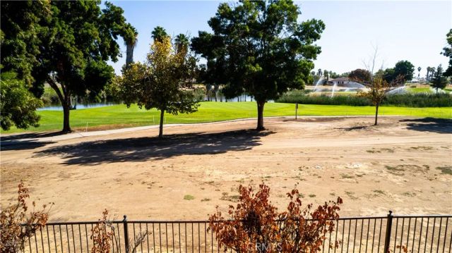 8360 Lakeshore Drive, Chowchilla, CA 93610