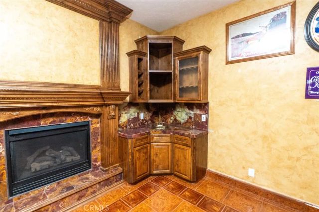 8360 Lakeshore Drive, Chowchilla, CA 93610