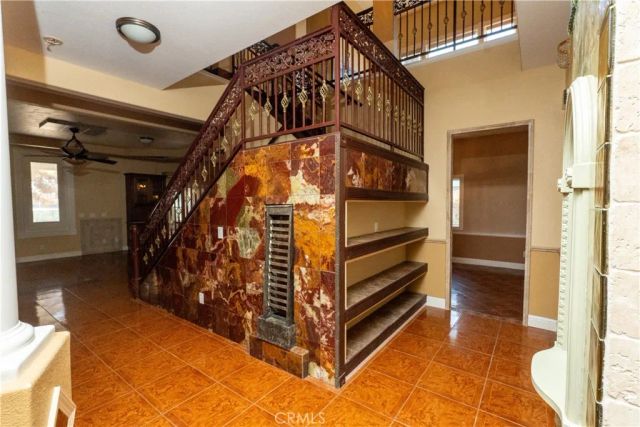 8360 Lakeshore Drive, Chowchilla, CA 93610