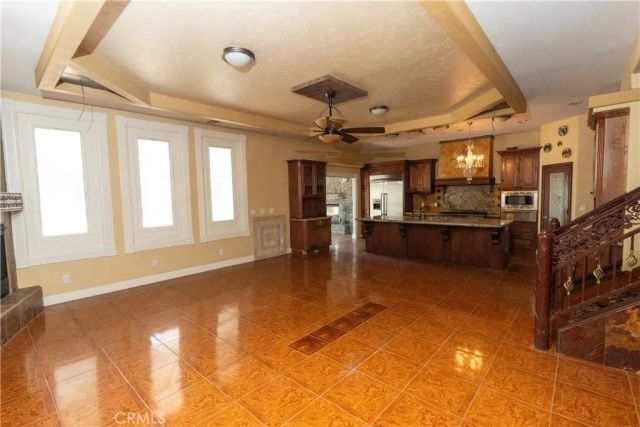 8360 Lakeshore Drive, Chowchilla, CA 93610