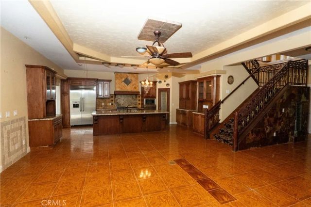 8360 Lakeshore Drive, Chowchilla, CA 93610