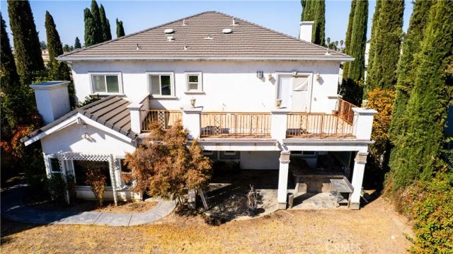 8360 Lakeshore Drive, Chowchilla, CA 93610