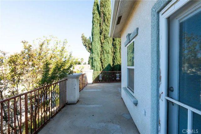 8360 Lakeshore Drive, Chowchilla, CA 93610