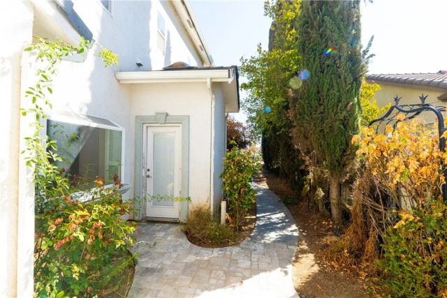 8360 Lakeshore Drive, Chowchilla, CA 93610