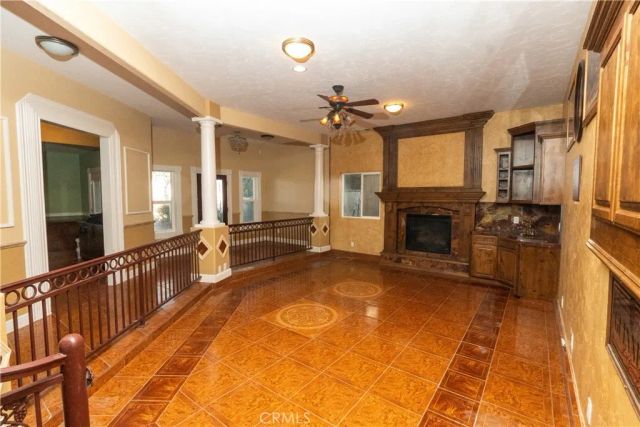 8360 Lakeshore Drive, Chowchilla, CA 93610