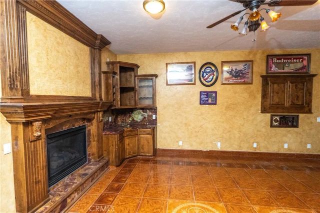 8360 Lakeshore Drive, Chowchilla, CA 93610