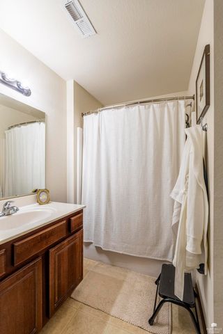 8886 Elderberry Run, Manhattan, KS 66502