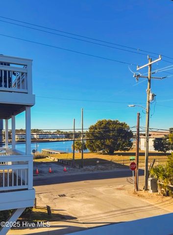 101 Seahorse Lane Unit D2, Carolina Beach, NC 28428