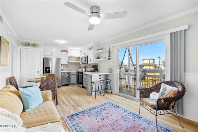 101 Seahorse Lane Unit D2, Carolina Beach, NC 28428